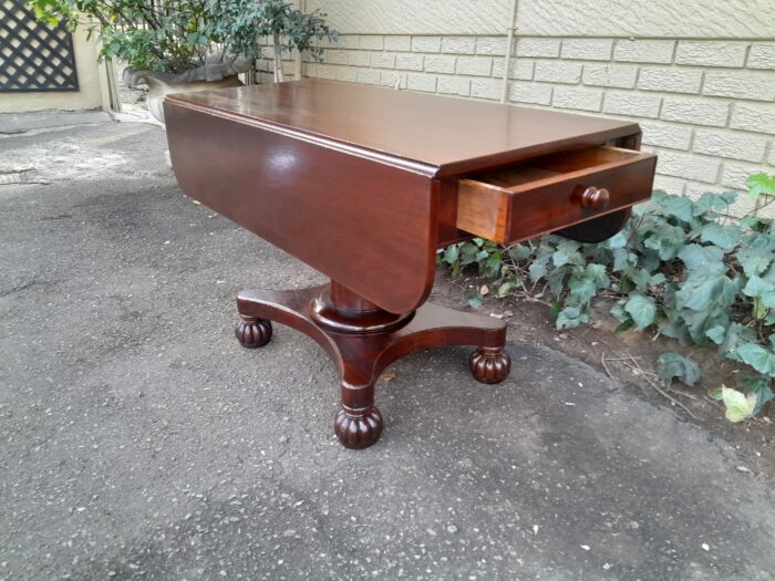 Victorian Mahogany Pembroke Table - Image 3