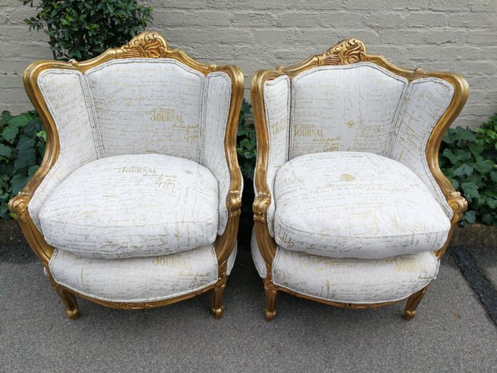 A Pair Of 20th Century French Style Gilt Bergere Armchairs Upholstered In A Custom-Made Hand Printed Linen With Gold Script Design By The Crown Collection - Image 4