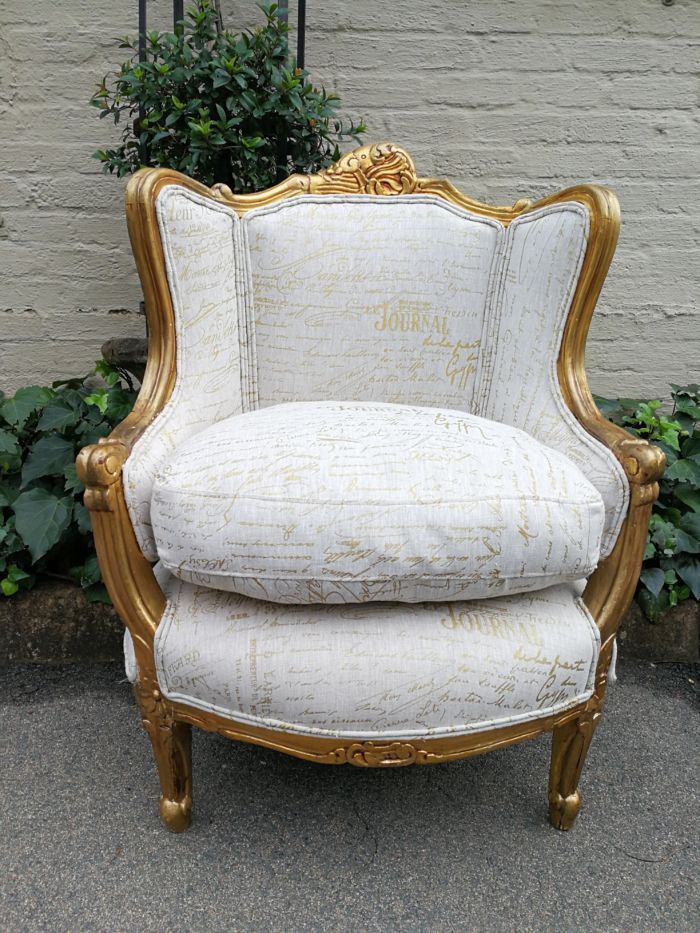 A Pair Of 20th Century French Style Gilt Bergere Armchairs Upholstered In A Custom-Made Hand Printed Linen With Gold Script Design By The Crown Collection - Image 6