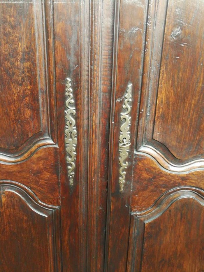 19th Century French Provincial Oak Armoire With Key - Image 10