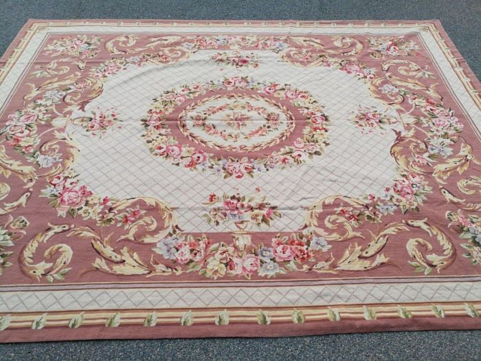 A Handmade French Aubusson Carpet / Rug - Image 6