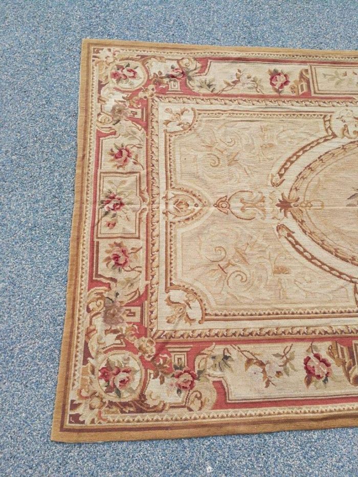 A Handmade French Aubusson Carpet / Rug - Image 6