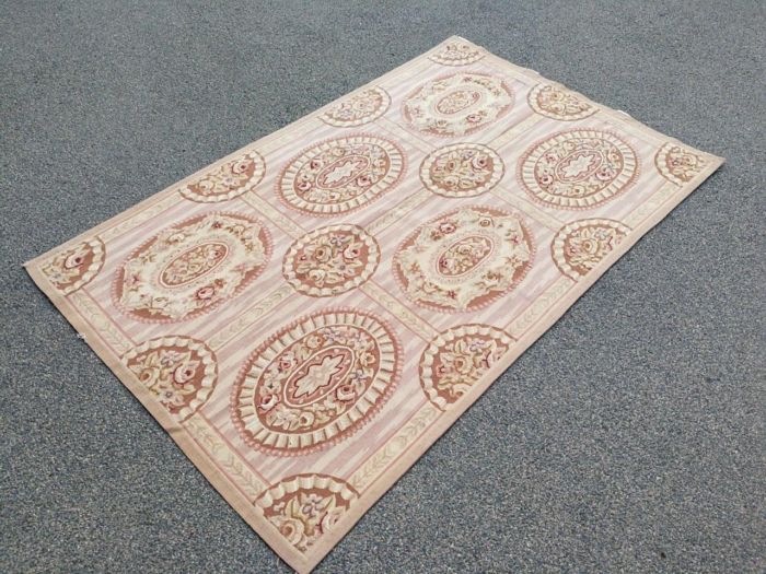 A Handmade French Aubusson Carpet / Rug - Image 3