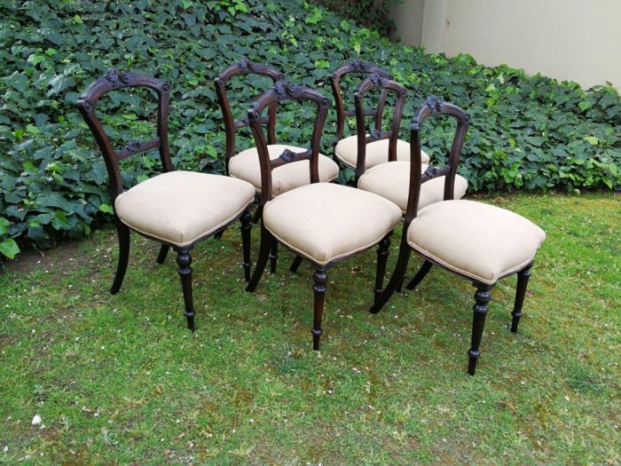 A Set Of 6 Victorian Carved Bustle Back Chairs - Image 4