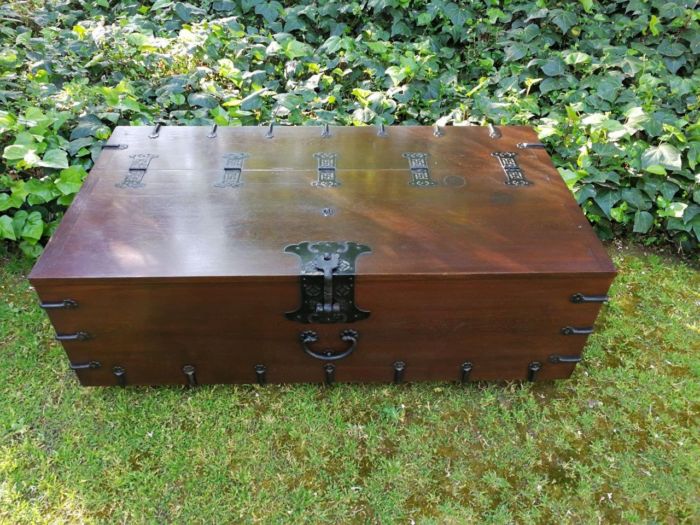 A Korean Elm Badaji Chest With Metal & Iron Lock & Handles - Image 4