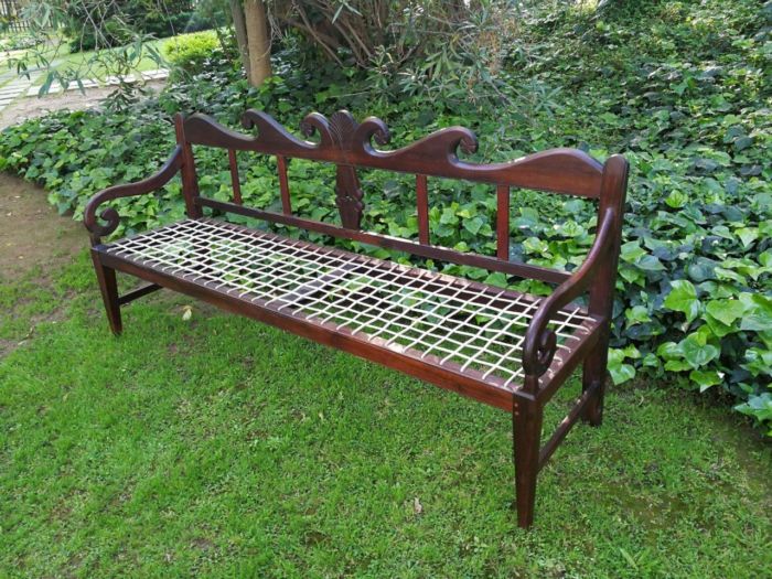 A 19th Century Eastern Cape Stinkwood Bench - Image 4