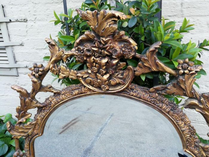 An Ornately Carved and Giltwood Mirror ND - Image 5