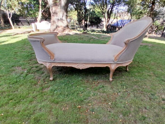 A French Painted Chaise Longue ND - Image 3