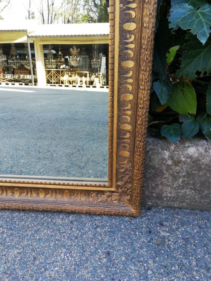 A Gilt-painted Wooden and Composite Mirror, Circa 20th Century - Image 6