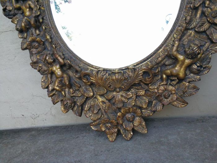 A Hand Gilded and Carved Bevelled Mirror - Image 5