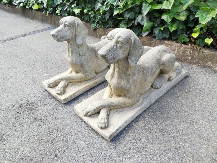 A Pair of Large 20th Century English Cast Stone Concrete Dogs ND