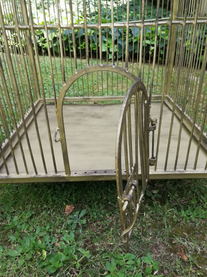 A 20th Century Architectural and Decorative Gold Birdcage of Large Proportion - Image 8