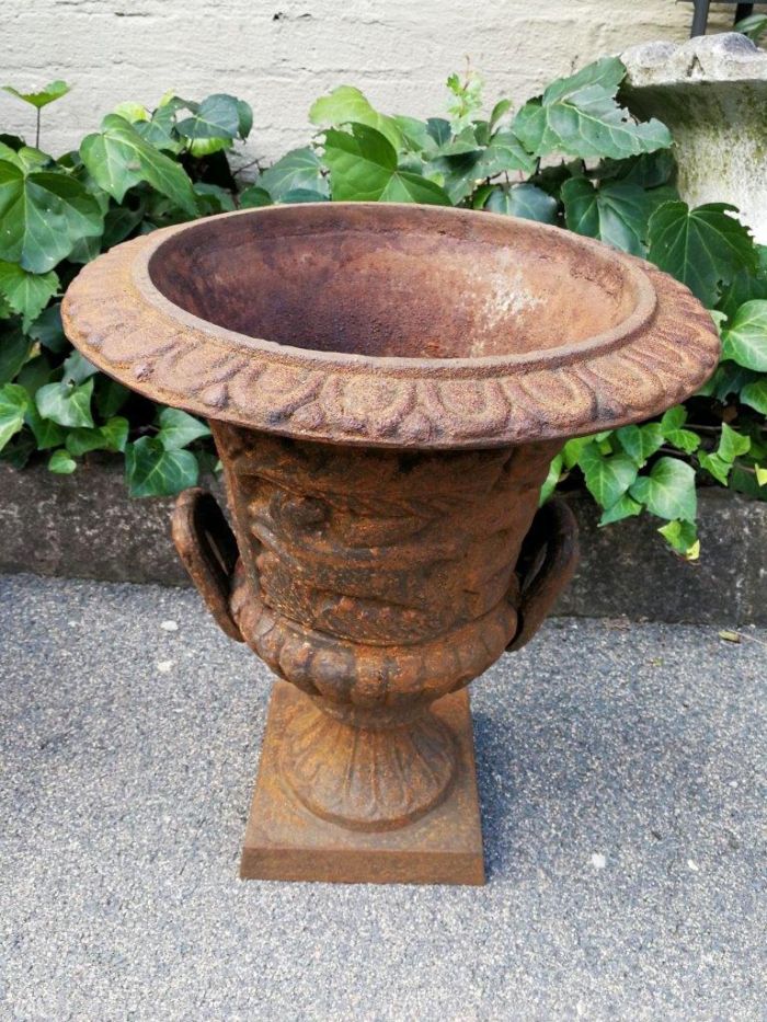 A Pair Of 20th Century French Cast Iron Planters / Urns - Image 4