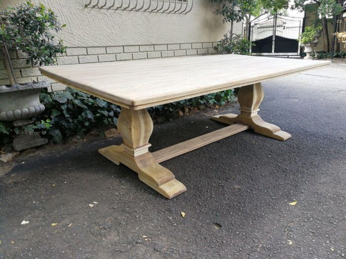 A Large French Style Caved Wooden Refectory / Dining Table - Image 4