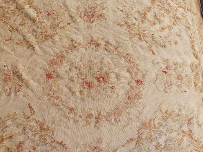 A 20th  Century French Aubusson Style Carpet/Rug - Image 5