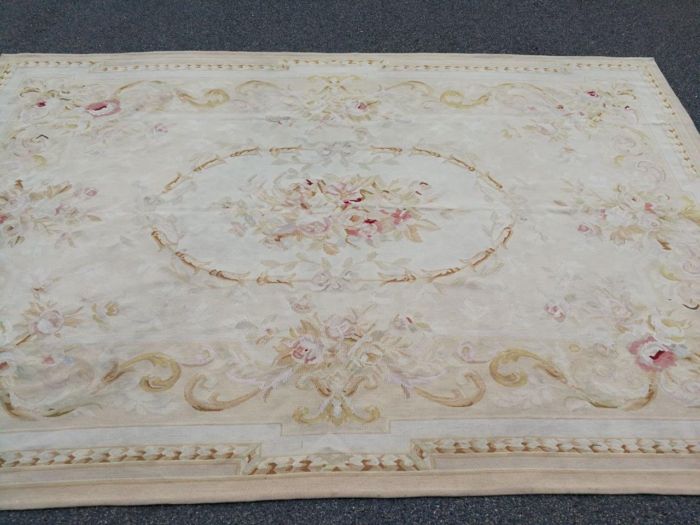 A 20TH Century French Aubusson-style Carpet /Tapestry - Image 3