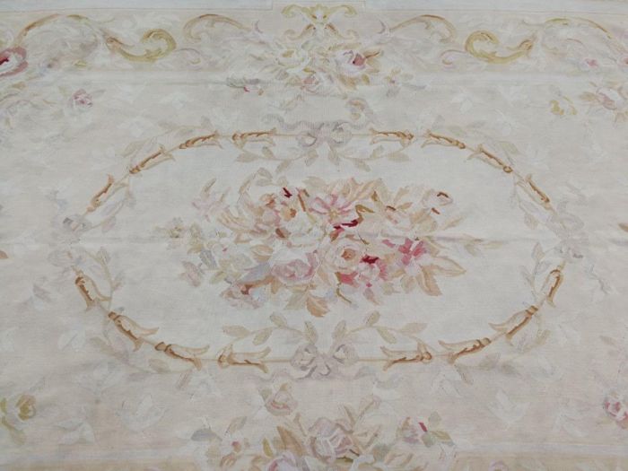 A 20TH Century French Aubusson-style Carpet /Tapestry - Image 4