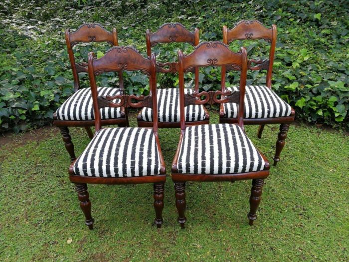 A Set Of Five 19th Century Circa 1860 Victorian Mahogany Chairs