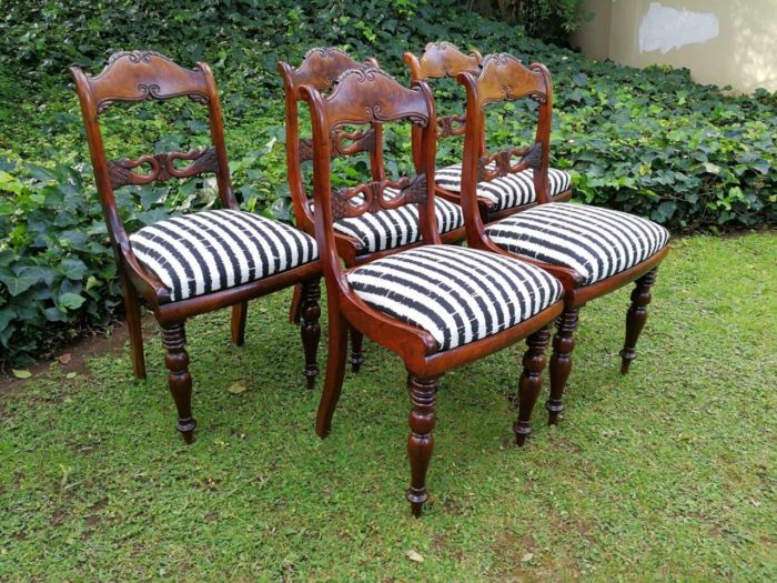 A Set Of Five 19th Century Circa 1860 Victorian Mahogany Chairs - Image 2