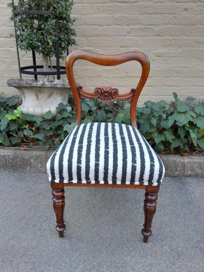 A 19th Century Circa 1890 Victorian Walnut Bustle Back Chair