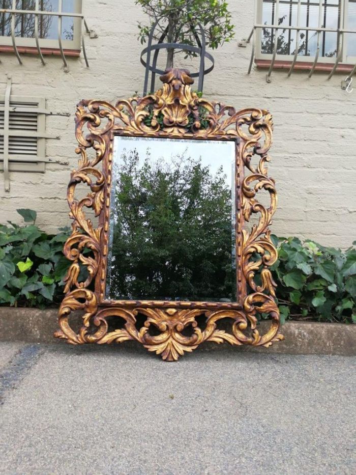 An Early 20th Century Spanish Carved Gilt Painted Wooden Bevelled Mirror - Image 3