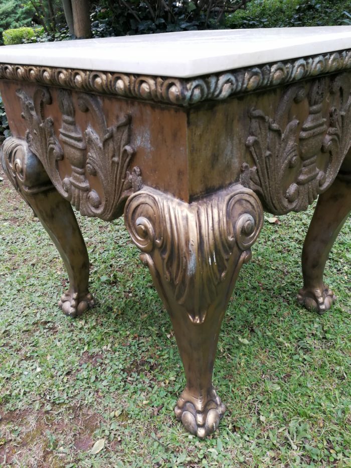 A Gilt Wood Coffee Table With Cream Marble Top - Image 7