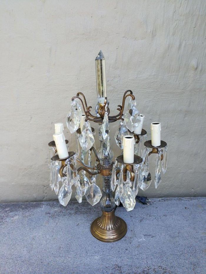 A French Style Gallery Brass and Crystal Table Lamp in a Gold Finish (Medium) - Image 2