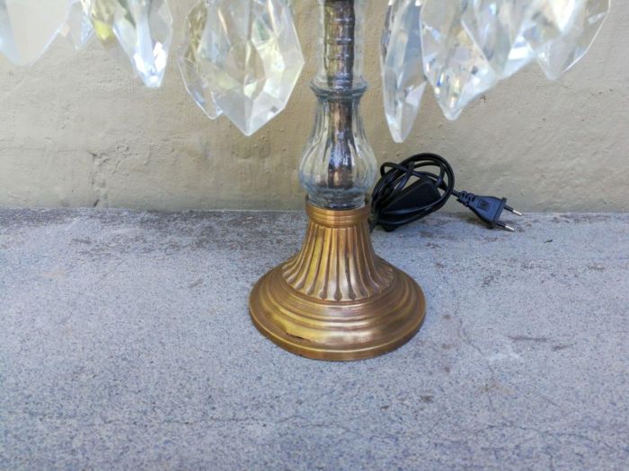 A French Style Gallery Brass and Crystal Table Lamp in a Gold Finish (Medium) - Image 7