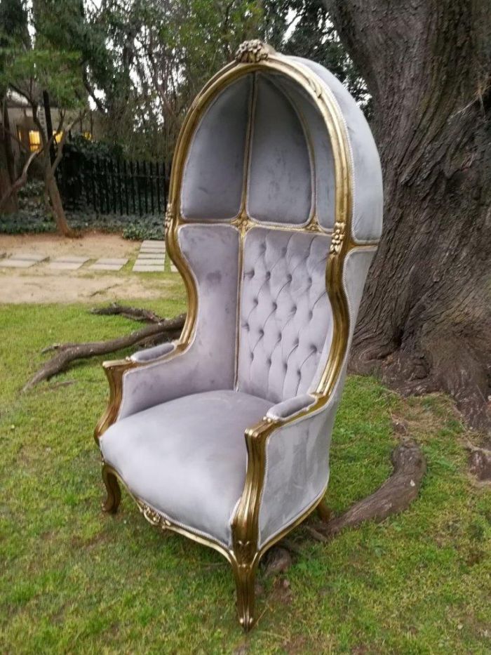 A Pair of French Style Carved and Gilded Wooden Dome/Canopy Chairs (modelled on the famous Louis XV Chair) - Image 6