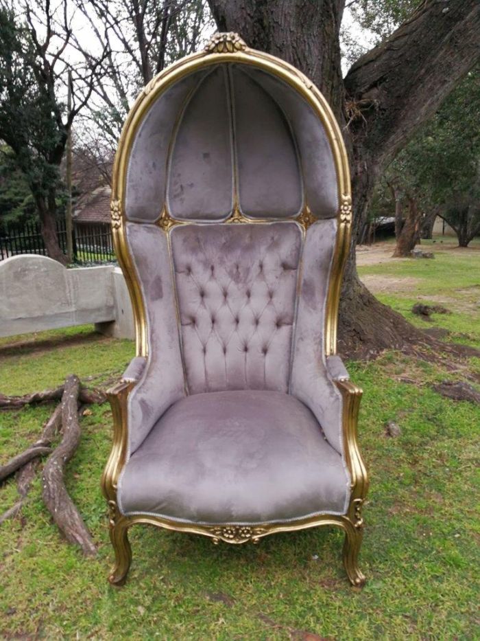 A Pair of French Style Carved and Gilded Wooden Dome/Canopy Chairs (modelled on the famous Louis XV Chair) - Image 5