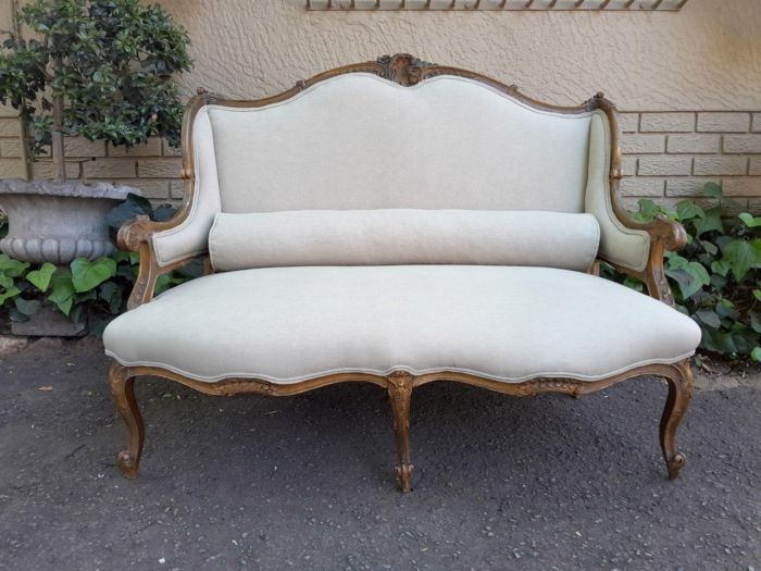 A Late 19th Century/Early 20th Century French Carved Walnut Settee+C18