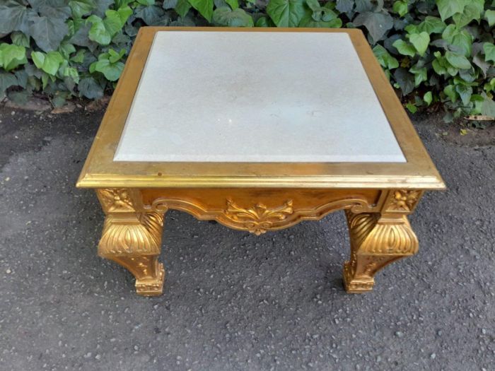 A 20th Century French Style Ornately Carved Side Table with Marble Top - Image 3