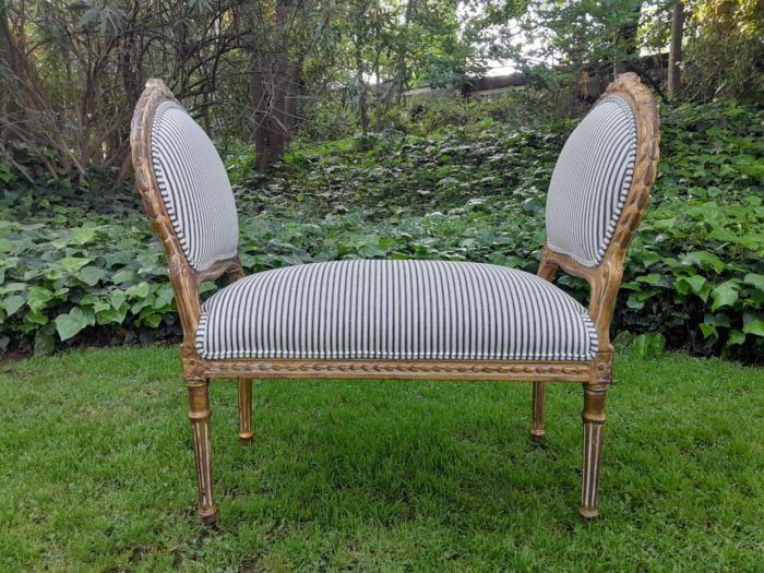 A French Style Carved Window Bench