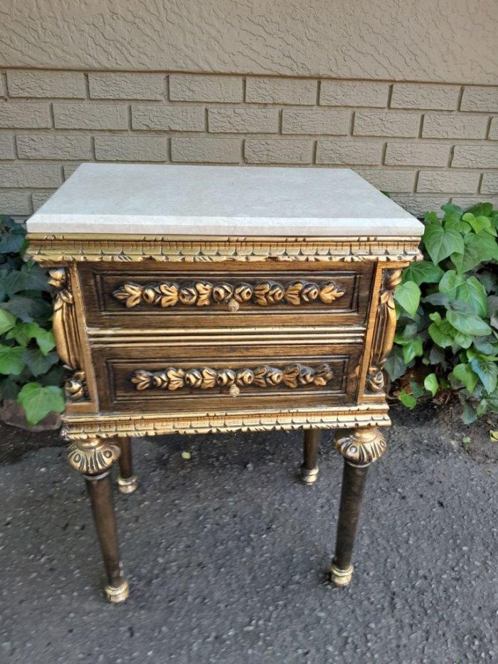 A Pair of French Style Ornately Carved Giltwood Pedestals/Side Tables with Cream Marble Tops - Image 6