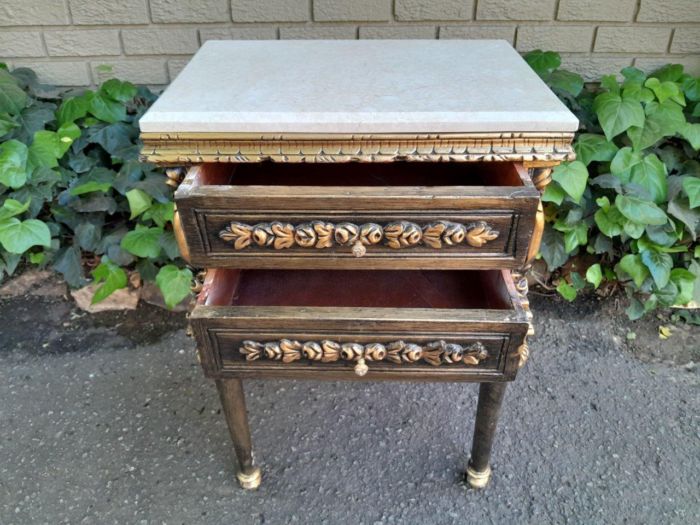 A Pair of French Style Ornately Carved Giltwood Pedestals/Side Tables with Cream Marble Tops - Image 7