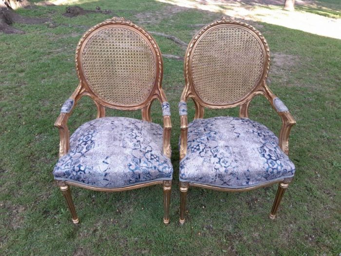 A Pair of 20th Century French Style Rattan-Back Gilded Arm Chairs - Image 3