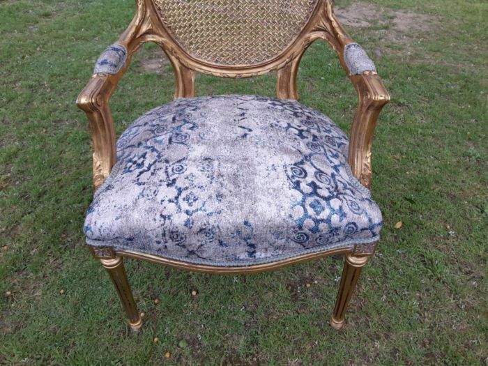 A Pair of 20th Century French Style Rattan-Back Gilded Arm Chairs - Image 6