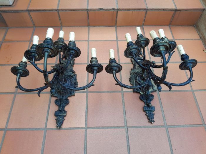 A Pair of Electrified 20TH Century French Style Gallery Wall Sconces - Image 2