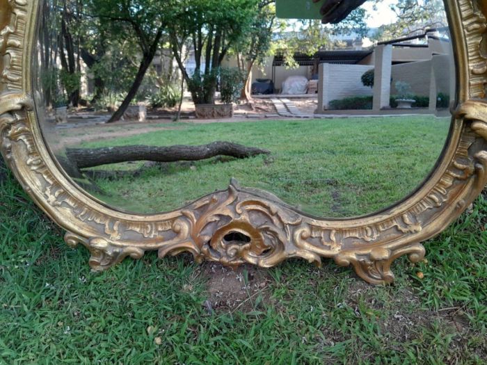 A French Rococo Style Ornately Carved and Gilded Bevelled Mirror - Image 5