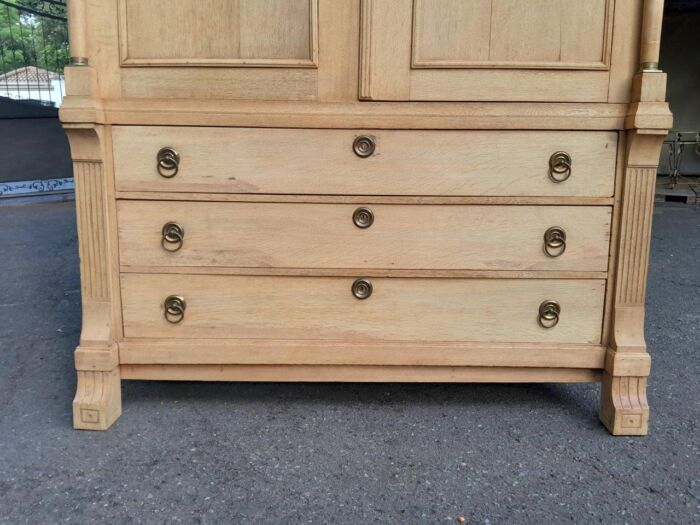 An 18th Century Dutch Oak Linen Press With Original Gild Metal Mounts - Image 5