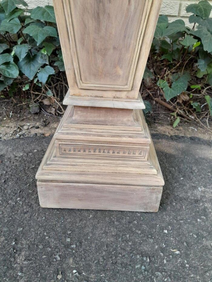 A 20th Century French-Style Carved Wooden Plinth in a Bleached Contemporary Finish - Image 5