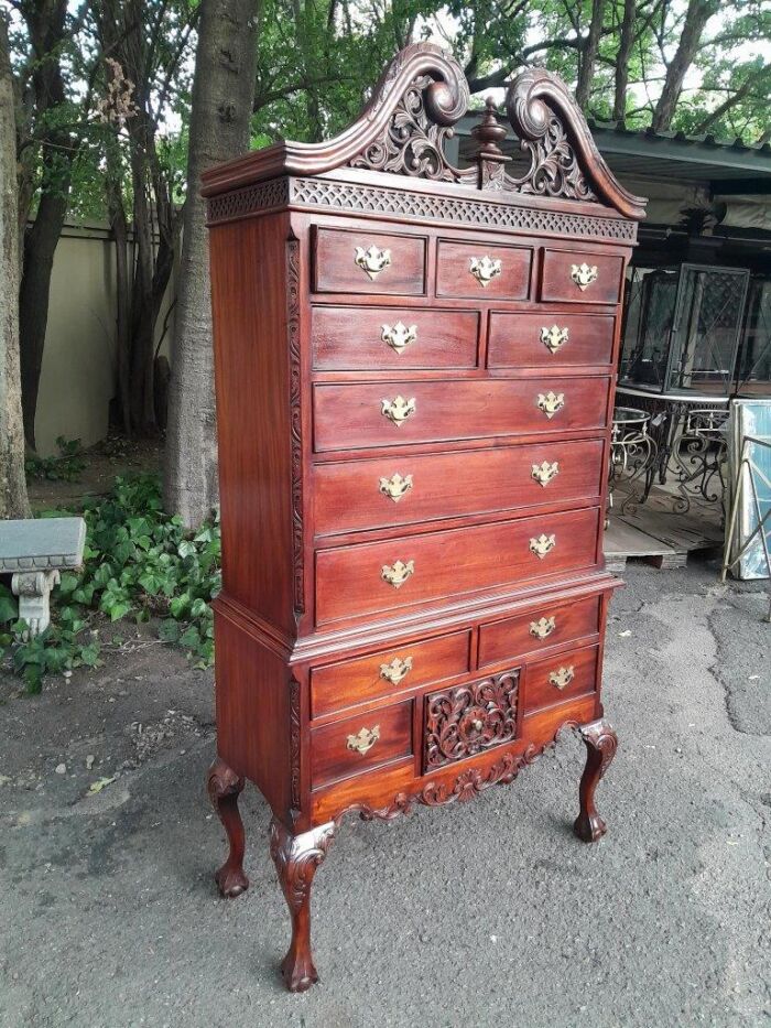 A 20th Century Queen Anne-Style Mahogany Highboy Chest On Chest In Two Parts With Brass Cut Escutcheons And Handles - Image 2