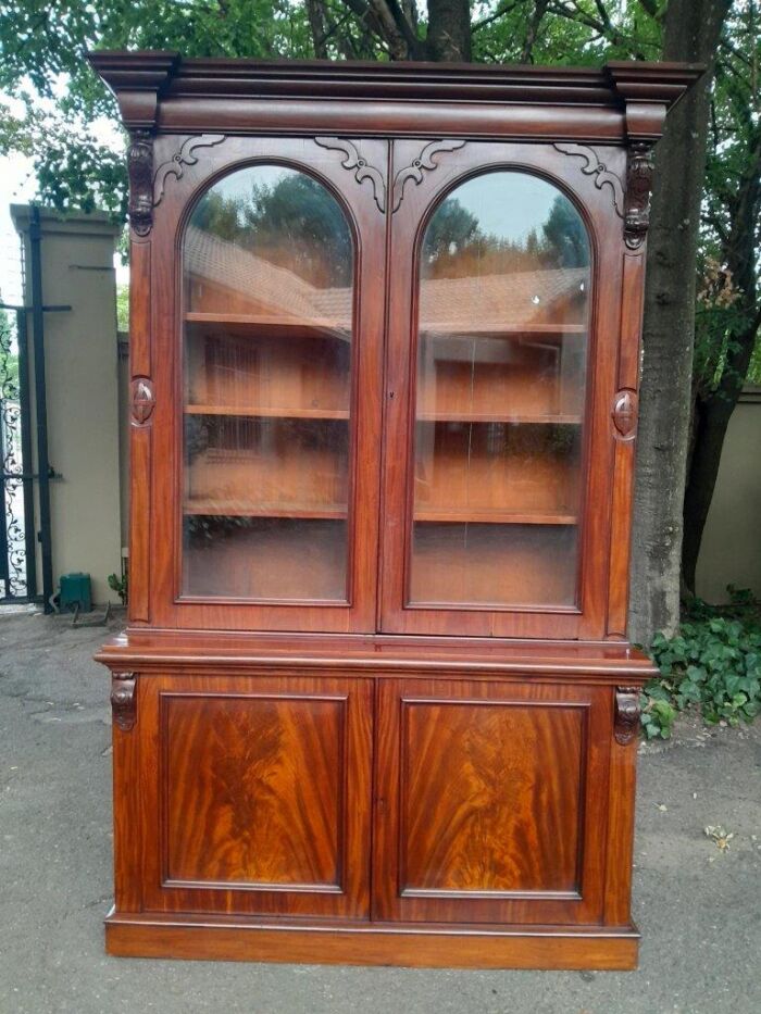 A Late Victorian Circa 1890 Large Mahogany Bookcase / Cabinet In Two Parts with Glazed Doors