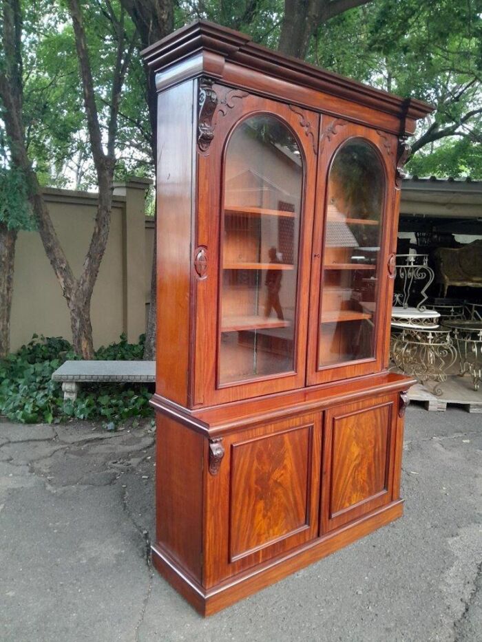 A Late Victorian Circa 1890 Large Mahogany Bookcase / Cabinet In Two Parts with Glazed Doors - Image 3