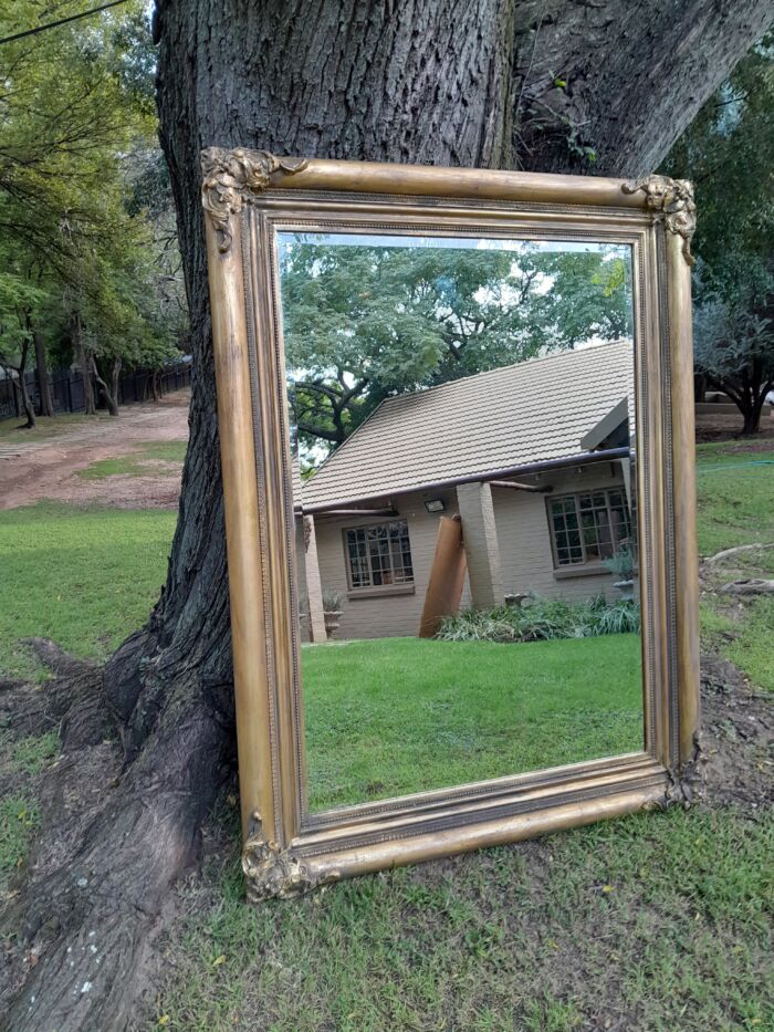 A 20th Century French Style Ornately Carved And Hand Gilded Bevelled Mirror - Image 3