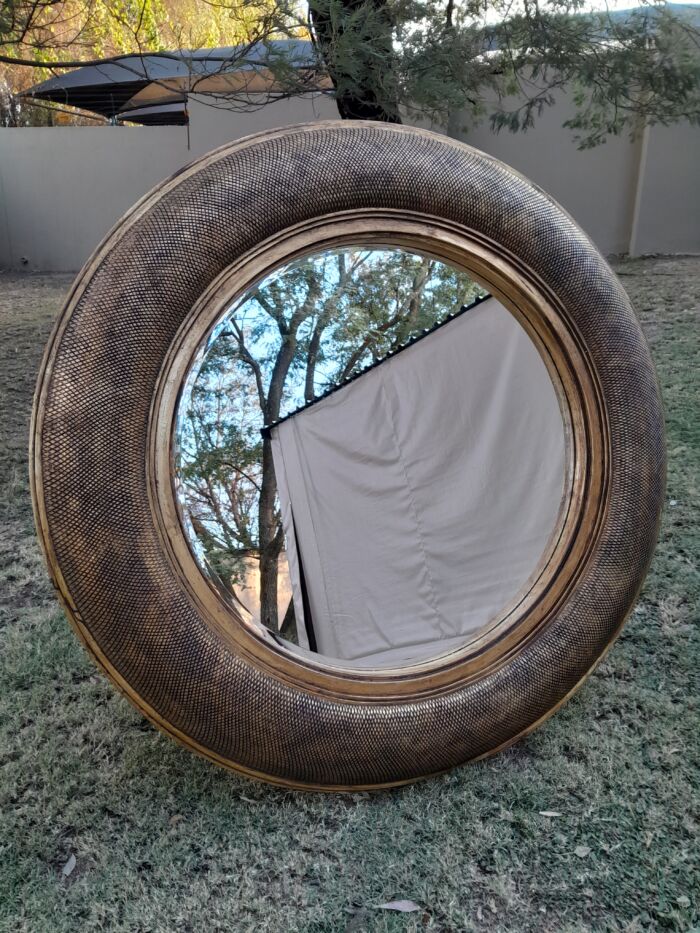 A Hang Gilded in Gold Leaf Bevelled Circular Mirror - Image 8