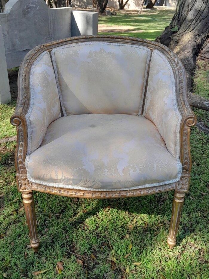 A 20th Century Set Of Three French Louis Style Tub Chairs - Image 6