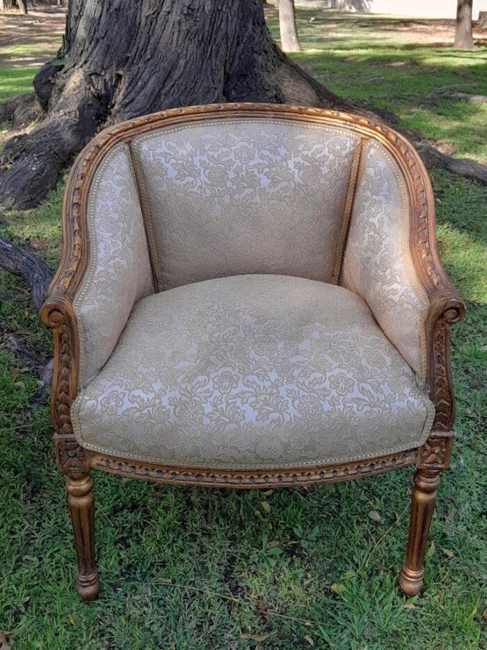 A 20th Century Set Of Three French Louis Style Tub Chairs - Image 8