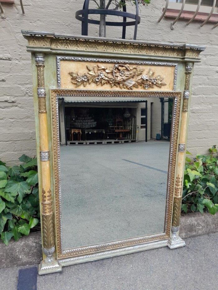 A 20th Century French Style Carved Giltwood Mirror - Image 2