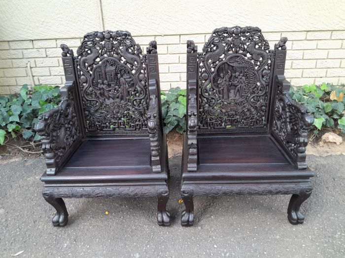 An Early 20th Century Circa 1920 Pair of Oriental Ornately Carved Throne Chairs - Image 3